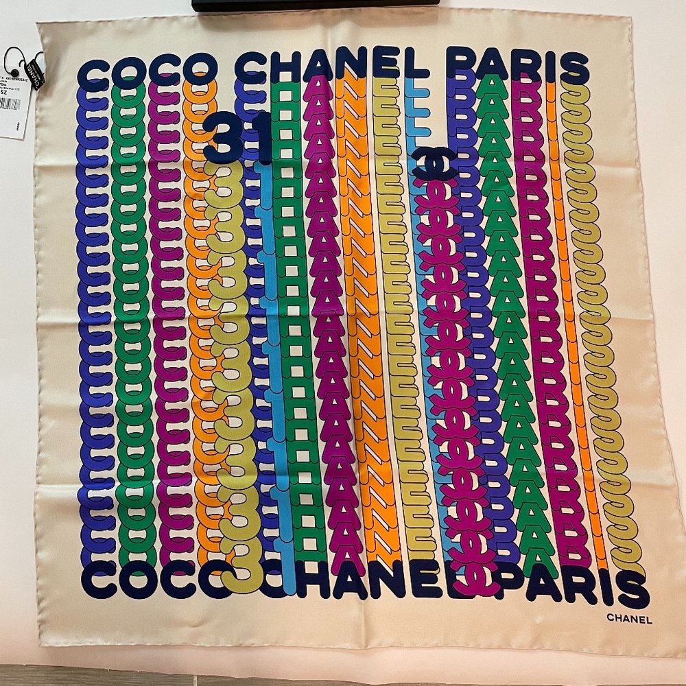 CHANEL NWB FULL SET 21K ECRU W/MULTICOLOR COCO CHANEL PARIS SCARF 26"X26"
